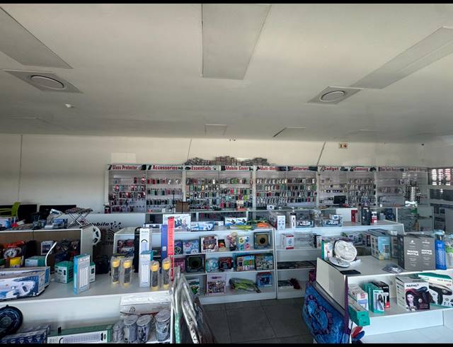 112M² RETAIL TO LET IN WYNBERG